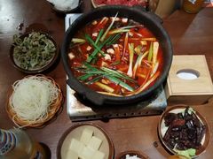 -黔有有贵州酸汤夺夺粉火锅(五味十字店)