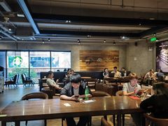 -星巴克(上海虹桥南丰城办公楼店)