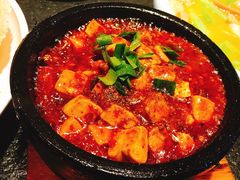 -万重锦·人文川菜馆(骡马市店)