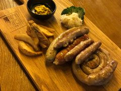 -麦落精酿啤酒餐吧(先农大院店)
