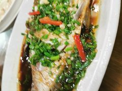 -芦茨金富饭庄·25年老字号·专做稻草鸡