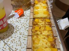 -小董哥烤串·爆汁大油边(故宫店)