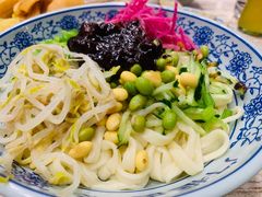 老北京炸酱面-门框胡同百年卤煮(新街口店)