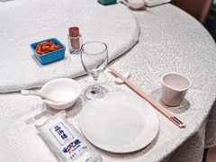 -品海楼·大连海胆锅贴馆(东港店)