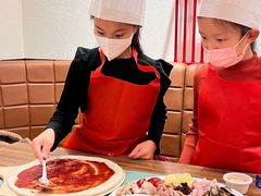 -城市大道红炉披萨烘焙坊