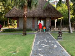 -三亚湾海居铂尔曼度假酒店