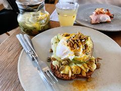 牛油果吐司-BOR Eatery(安福路店)