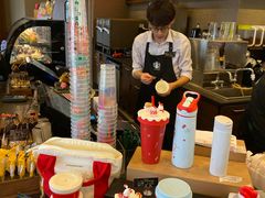 -星巴克(舟山蜈蚣峙店)
