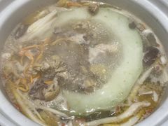 软骨鸡汤煲-三人行骨头王火锅(长寿店)