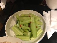 凉拌黄瓜-老头儿油爆虾·知味杭州(爱琴海购物中心)