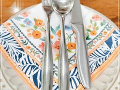 -304/BRUNCHRESTAURANT