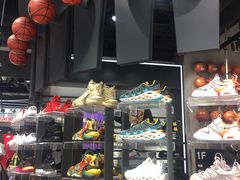 -李宁(大宁国际旗舰店)