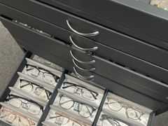 -Eziwish眼镜·蔡司授权店
