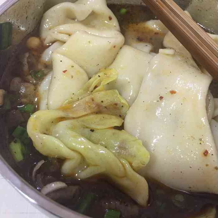 北大门鸡汤铺盖面-"泡菜很好吃的"咸米线"『老成都泡菜』 .