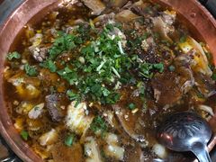-朝伟清真铜瓢牛肉馆(三十年老·店)