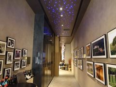 -wineapp葡萄酒餐吧(外滩金融中心店)