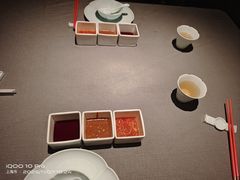 -左庭右院鲜牛肉火锅黑金店(陆家嘴中心店)