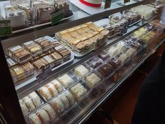 面包甜点陈列柜-新侨三宝乐面包店(崇文门店)