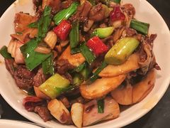 爆炒黄牛肉-三酉星·枫·山風与野菜(上海总店)