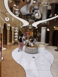 -奈尔宝·国风主题儿童乐园·亲子餐厅(豫园商城店)