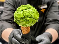 -白蘭BLANK(杭州湖滨银泰in77C区店)