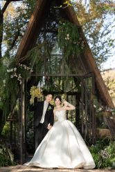 -雪中彩影婚纱摄影·微光艺术中心