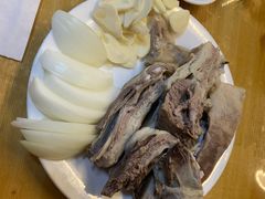 -老钟家烤羊排·敦伊阁清真餐厅胡羊焖饼