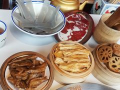 -卤校长重庆火锅(国兴店)