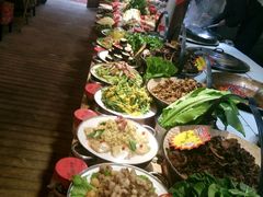 -闯关东东北农家菜(崂山石老人店)