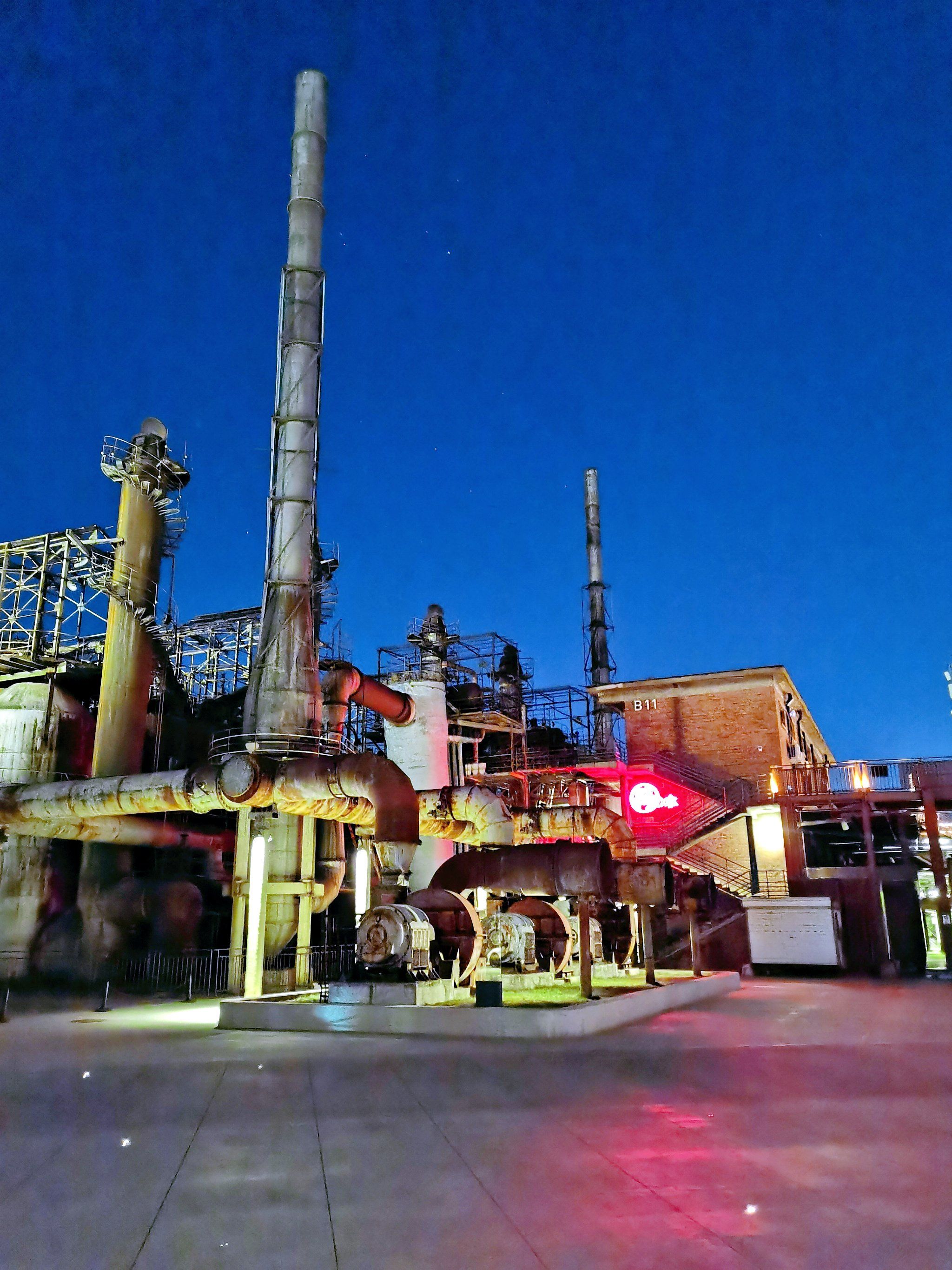 798艺术区超有意思的一家酒吧