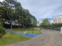 -浦江城市生活广场(江月路店)
