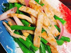 煎手打鱼松炒手工菜心-粤·向群饭店(麓景路店)