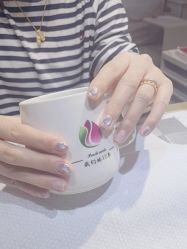 -桃色美甲沙龙