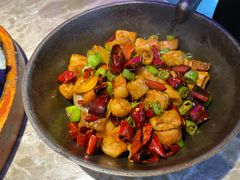 鹅卵石爆肥肠-老板恋上鱼(恒隆广场店)