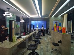 -AKOZO Beauty Salon