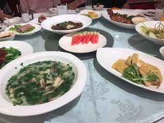 -品悦酒店(三林古镇店)