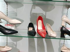 -云柏鞋业(十里堡店)