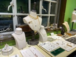 -HeyJewel全球独立设计师原创首饰集合店