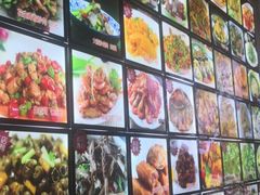 -芦茨金富饭庄·25年老字号·专做稻草鸡