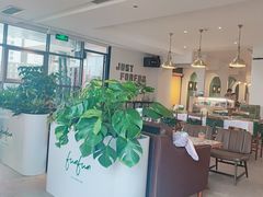 -FUNFUN有饭花园聚会餐厅