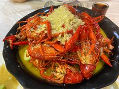 金汤蒜泥龙虾-香满锅老北京羊蝎子火锅·家常菜(新街口店)