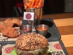 牛油果牛肉汉堡-FAT COW(虹梅路店)