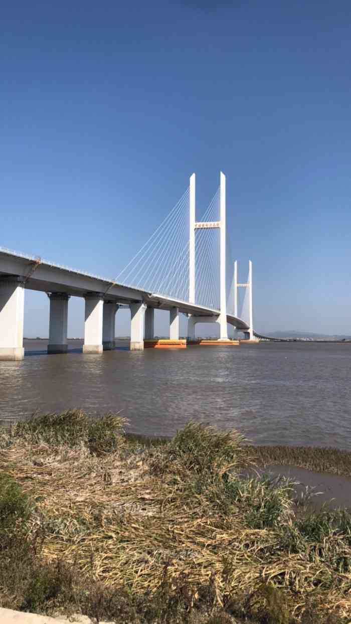 国门湾公园-"全国十一国庆出来玩. 过来打卡丹东的国.