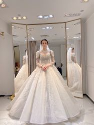 点击看大图 -GRACE KELLY婚纱与礼服(北京店)