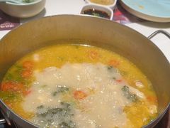 -洪氏嗨捞·猪肚鸡火锅(阳光天地店)