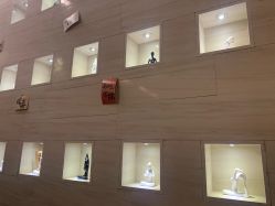 -威思丽高温瑜伽会馆