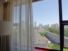 -北京保利大厦酒店(东四十条地铁站店)