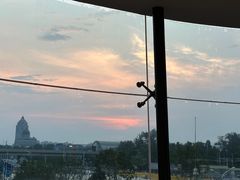 -麦当劳(展览路店)