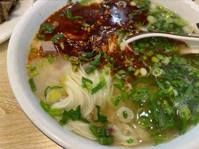 二宽牛肉拉面(邹城旗舰店)