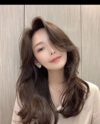 -变画·发型STUDIO